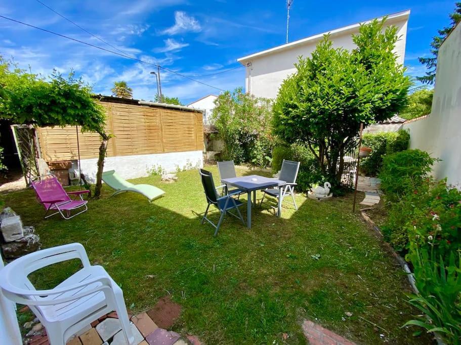 Maison De Climatisee 4 Etoiles Holiday home